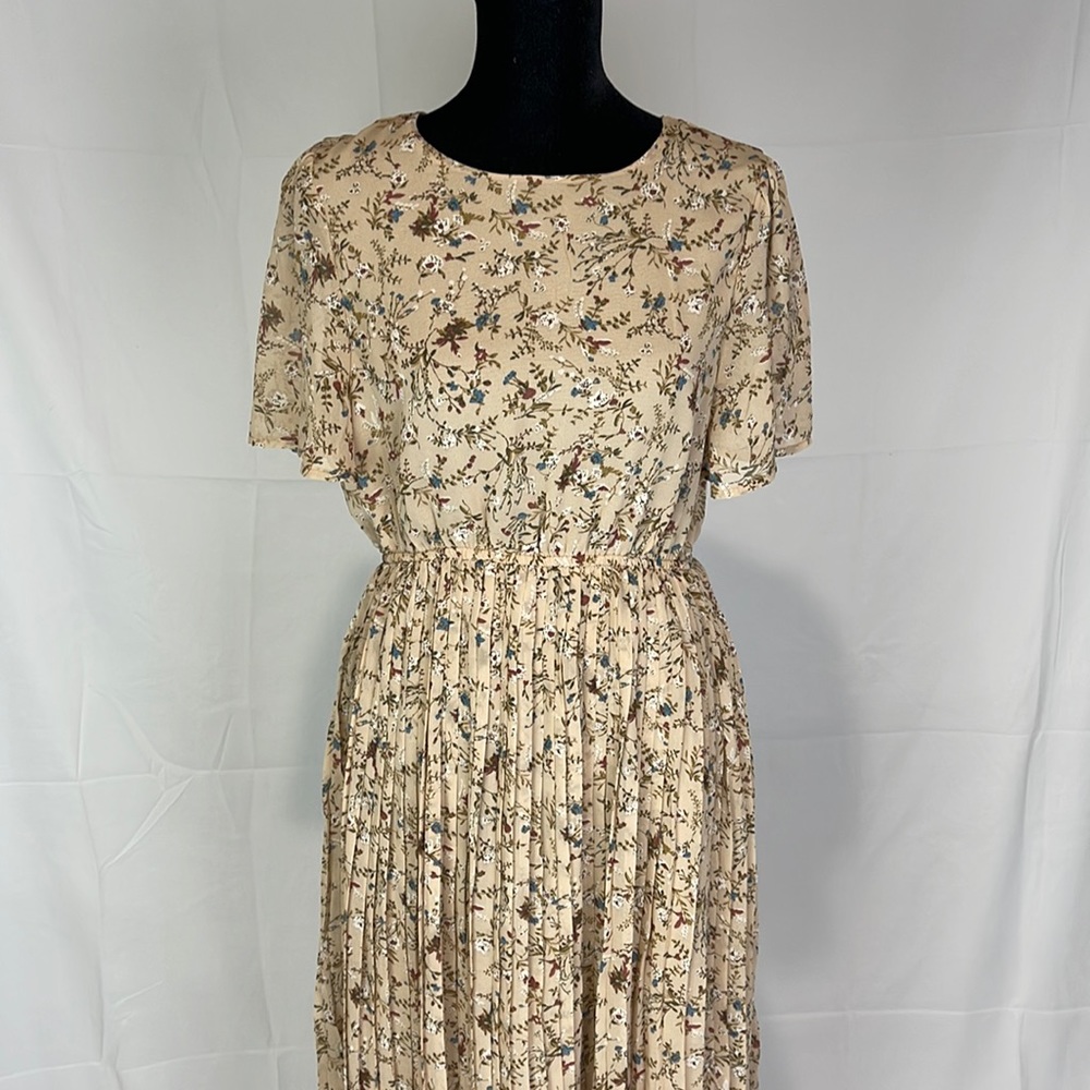 NWT midi dress floral